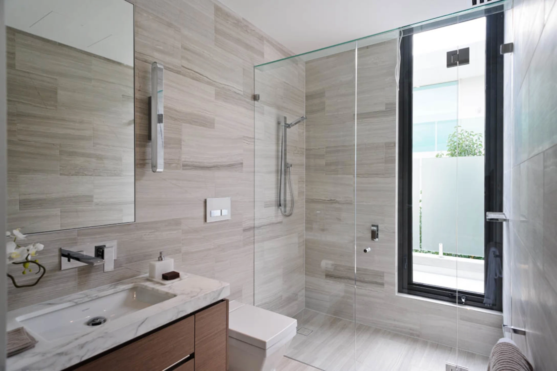 Showers - Purity Frameless Stand Alone Panel